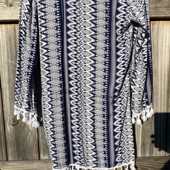 Spiaggia Dolce Navy and White Patterned Tunic with Tassels - Picture 9 of 9